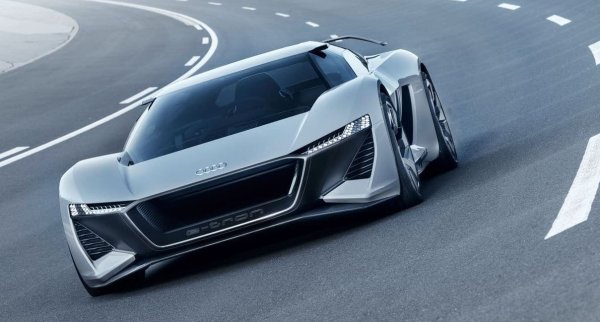 PB18 е идея, който изоставя обичайната естетика на суперавтомобила. Цялостният дизайн наподобява този на предишния вид на e-Tron, но е по-агресивен. Хищническата предница и по-целенасочената задна част, подобна на хечбек, допълват красиво силните характерни линии. Автомобилът е изцяло електрически, но му липсва технология за автономно шофиране, което е значително отклонение от нормата. Три електрически мотора, захранвани от 95-киловатчасовата батерия, разположена в средата на автомобила. Общата мощност на концепцията е около 670 к.с. при 830 Hm въртящ момент.
Автомобилът може да измине 500 километра с едно зареждане на батерията и да ускори от 0 до 100 км/ч за по-малко от 2 секунди.
